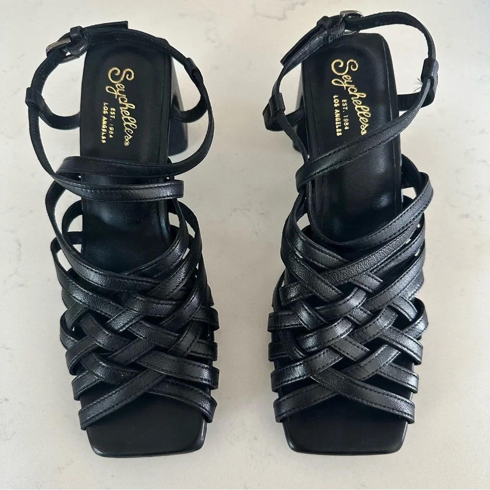 Seychelles Charter Sandal in Black Size: 7